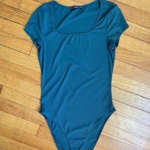 Green scoop neck bodysuit
